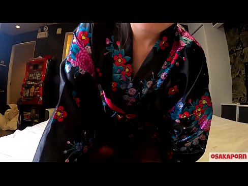 ❤️ Keçika ciwan a cosplay ji seksê hez dike ku bi orgazmê bi şûjinek di hespêk û blowjob de. Keçika Asyayî ya bi pisîka porî û bi cil û bergên kevneşopî yên Japonî di vîdyoya amator de ku masturbasyona bi pêlîstokên qijikê nîşan dide. Sakura 3 OSAKAPORN. ☑ Porno vk li ku.teenactivewear.ru ❌️❤